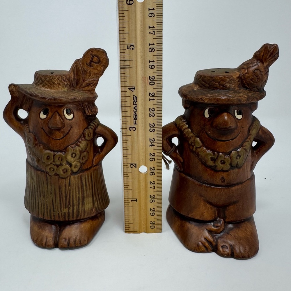 Vintage Hawaiian TIKI Man and Woman Salt Pepper Shaker Set Made in USA - Picture 12 of 15